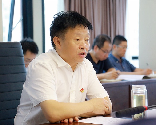 亚星yaxin集团举行“不忘初心、切记使命”主题教育集中学习钻研 亚星yaxin集团举行“不忘初心、切记使命”主题教育集中学习钻研