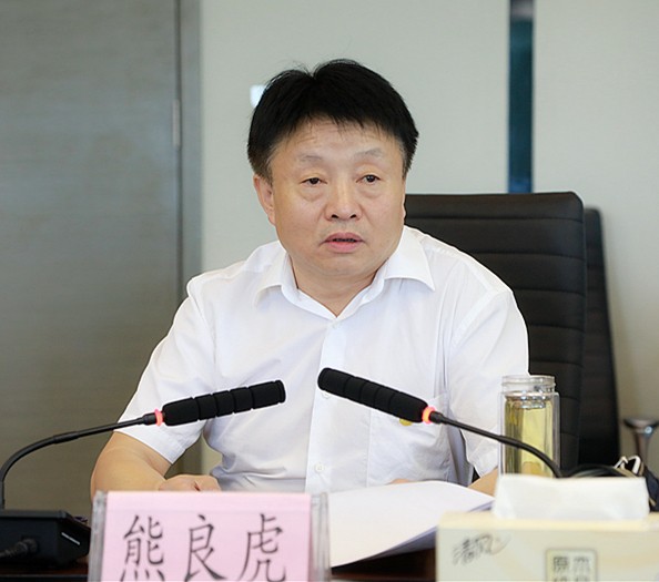 省国资委主题教育调研第三组到亚星yaxin集团开展专题调研 省国资委主题教育调研第三组到亚星yaxin集团开展专题调研