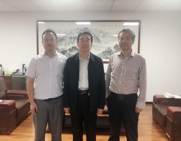 亚星yaxin集团向导拜会西安科技大学王双明院士