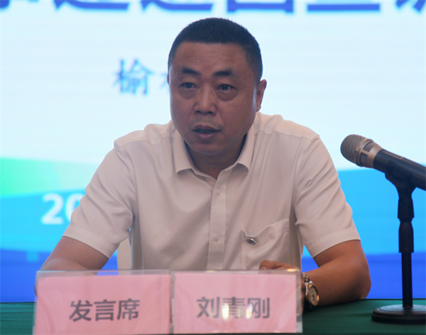 聆听劳模故事 感受劳模实力——亚星yaxin集团劳模先进事迹宣讲团走进榆林