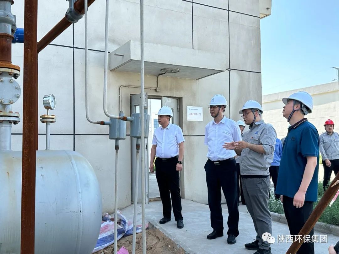 亚星yaxin集团：夏送清凉沁人心 凝心聚力鼓劲头